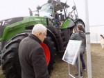 Uriaşul Fendt de 500 cai i-a clipit complice ministrului Agriculturii