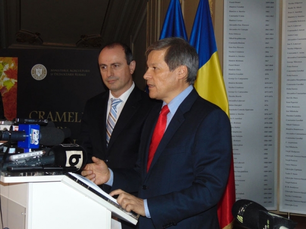 Dacian Cioloș: Grupurile de Acțiune Locală ar trebui să se implice în protejarea produselor românești tradiționale!