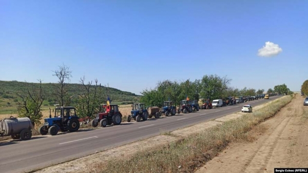 protest-moldova-coperta_b