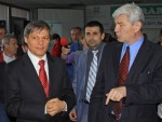 Tabără visează la mărirea cotei de zahăr, Cioloş spune pas