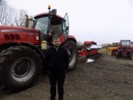 FERMIERUL de COPERTĂ este îndrăgostit de AGRICULTURĂ!