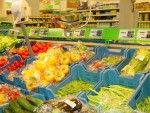 AMRCR respinge acuzaţiile WWF referitoare la comercializarea legumelor şi fructelor româneşti în supermarketuri