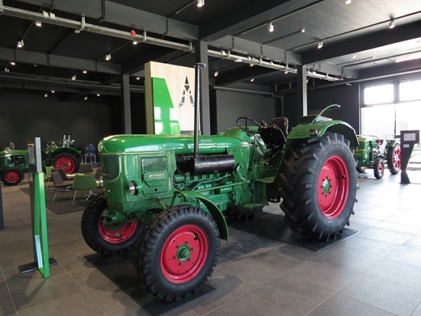 Deutz Fahr D9005