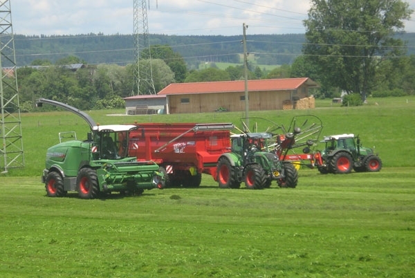 Demonstratie in camp (1) - Fendt, iunie 2011