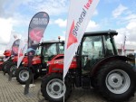 General Leasing la IndAgra 2013: Toată gama de tractoare Massey Fergusson şi utilaje Kverneland