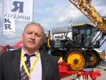 Maşina multifuncţională Hagie, „piesa de rezistenţă” a IKR România la IndAgra 2013