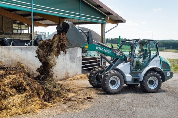 Parteneriat strategic între John Deere şi Kramer