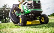 masina de tuns iarba John Deere 3