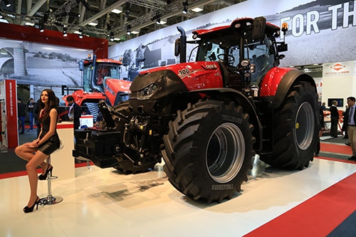 Case-IH-Optum-300-CVX_b