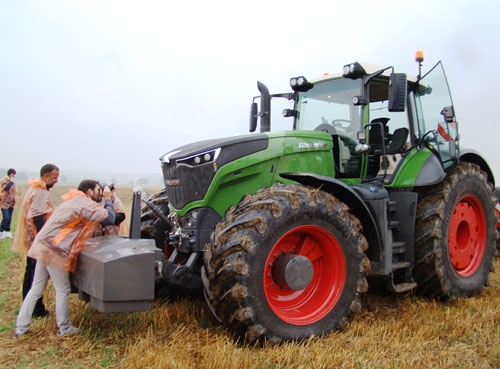 FENDT-1050-foto-3_b