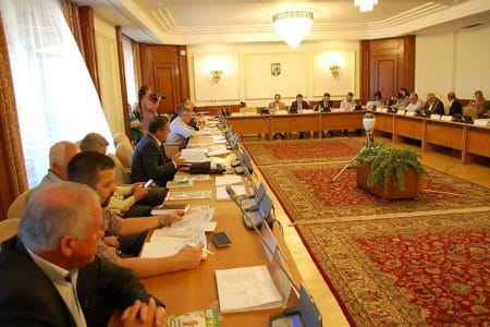 baciu si parlamentarii o