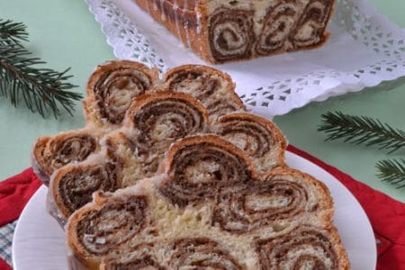 cozonac cu nuca si rom o