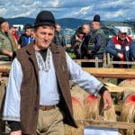 foto 2 pavel iovaneasa presedintele asociatiei crescatorilor de oi retezatul hateg 2 o o