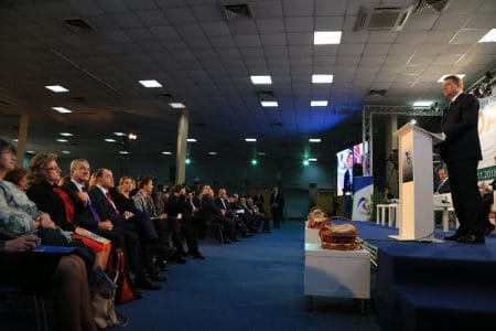 iohannis cu fermierii o