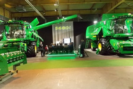 noutati john deere o 1