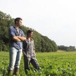 tineri agricultori o