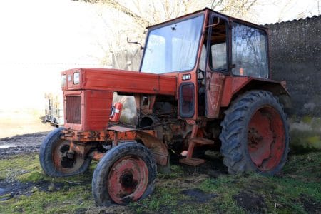 tractor universal o